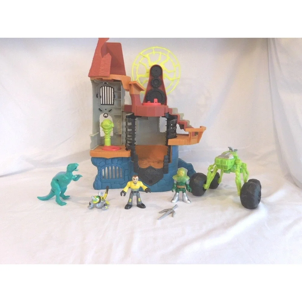 Fisher-Price Imaginext Castle Wizard Tower Playset‎ Lights + Sounds + Figures